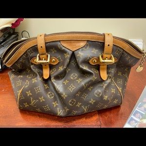 Authentic Louis Vuitton Bag. Great but used condition.